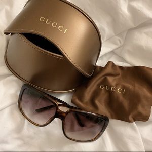 Authentic Gucci Sunglasses GG3105S 😎